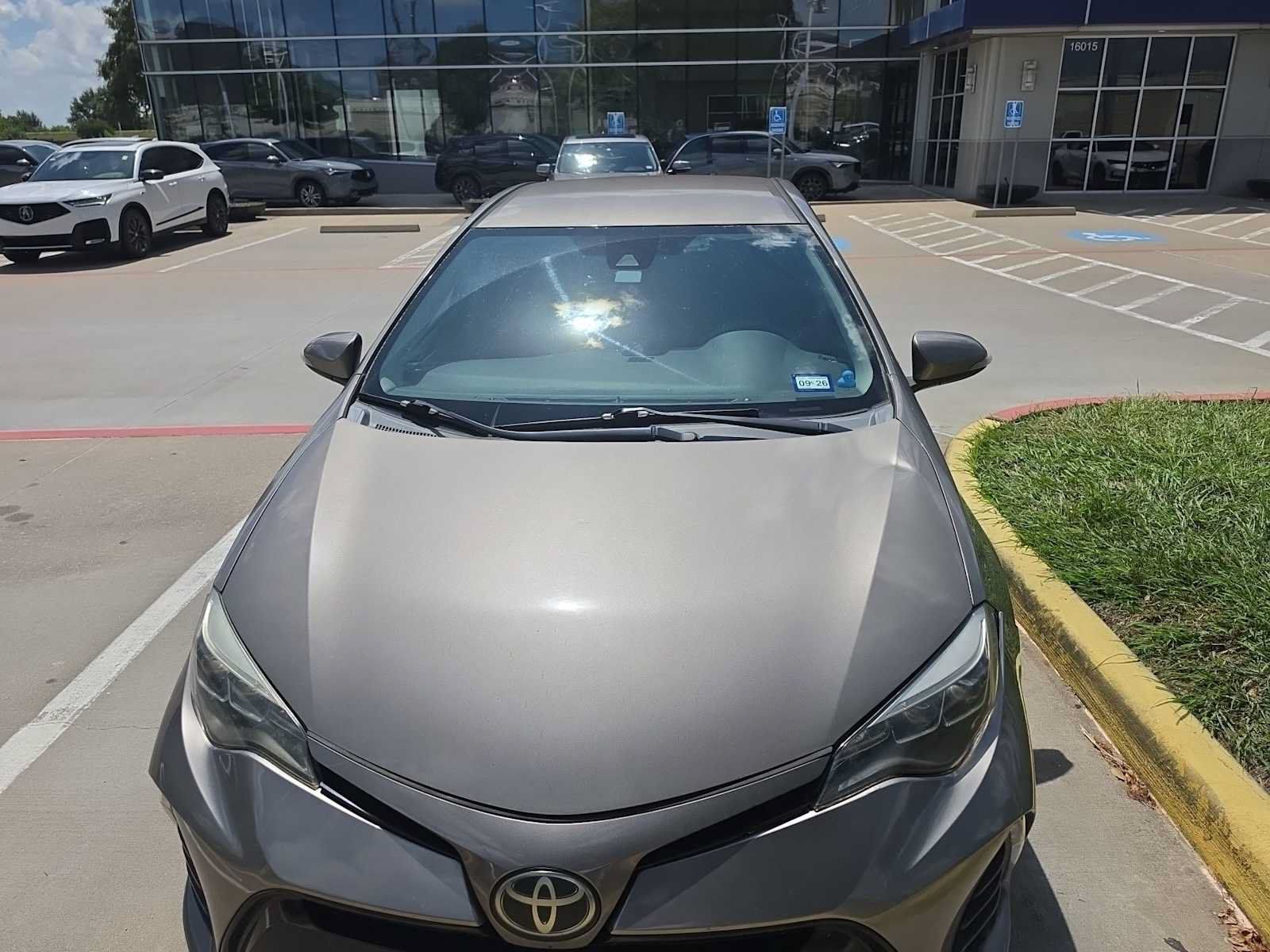 Used 2017 Toyota Corolla L FWD image 2