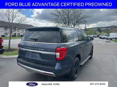 Used 2022 Ford Expedition XLT image 5