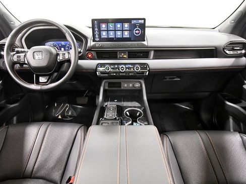 Used 2026 Honda Passport TrailSport Elite image 3