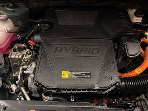 Certified 2023 Kia Niro EX Touring image 24