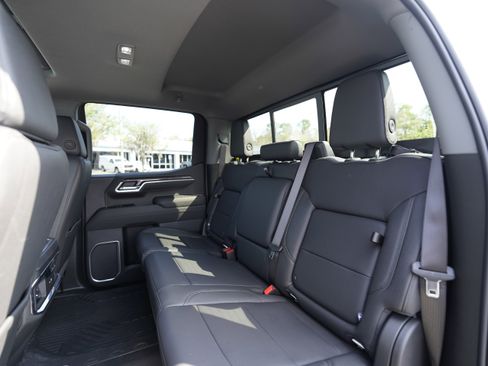 New 2026 Chevrolet Silverado 1500 LTZ w/ LTZ Premium Package AWD/4WD image 10