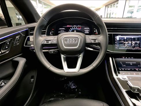 Used 2025 Audi Q7 3.0T Premium Plus w/ Premium Plus Package image 6