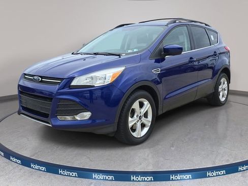 Used 2016 Ford Escape SE w/ Equipment Group 201A image 1