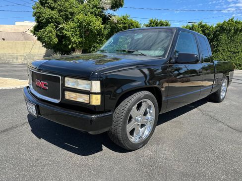 Used 1994 GMC Sierra 1500 2WD Extended Cab image 3