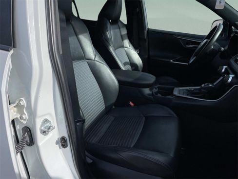 Used 2020 Toyota RAV4 XSE image 23