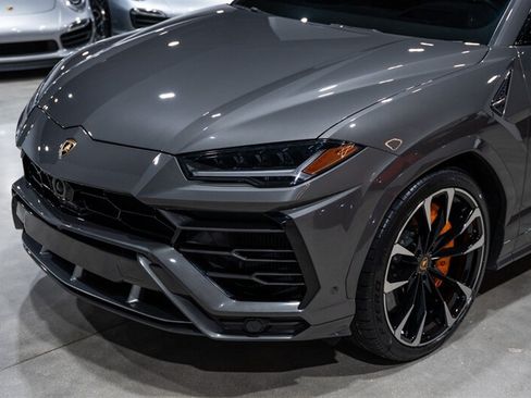 Used 2021 Lamborghini Urus AWD/4WD image 15