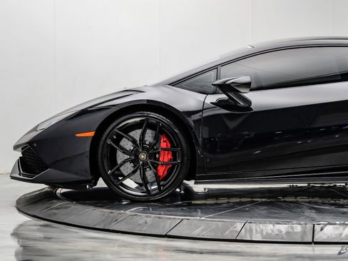 Used 2015 Lamborghini Huracan LP 610-4 AWD/4WD image 10