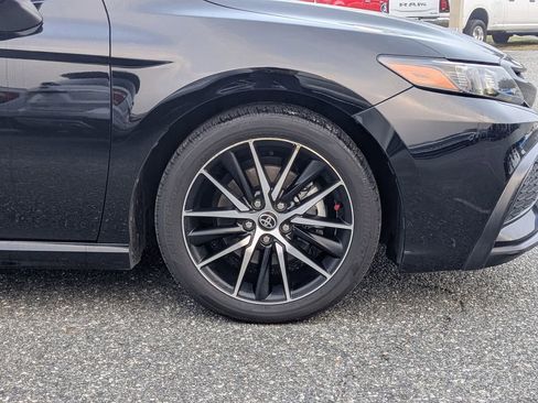 Used 2022 Toyota Camry SE w/ Audio Upgrade Package image 11