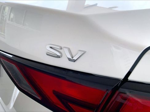 Used 2024 Nissan Sentra SV w/ All-Weather Package FWD image 10