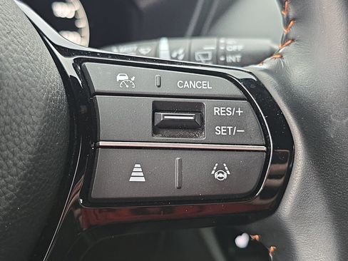 Certified 2025 Honda HR-V Sport image 17