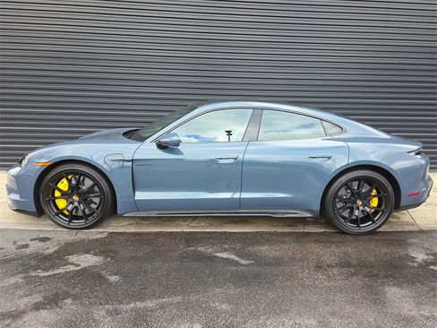 Used 2025 Porsche Taycan GTS image 2