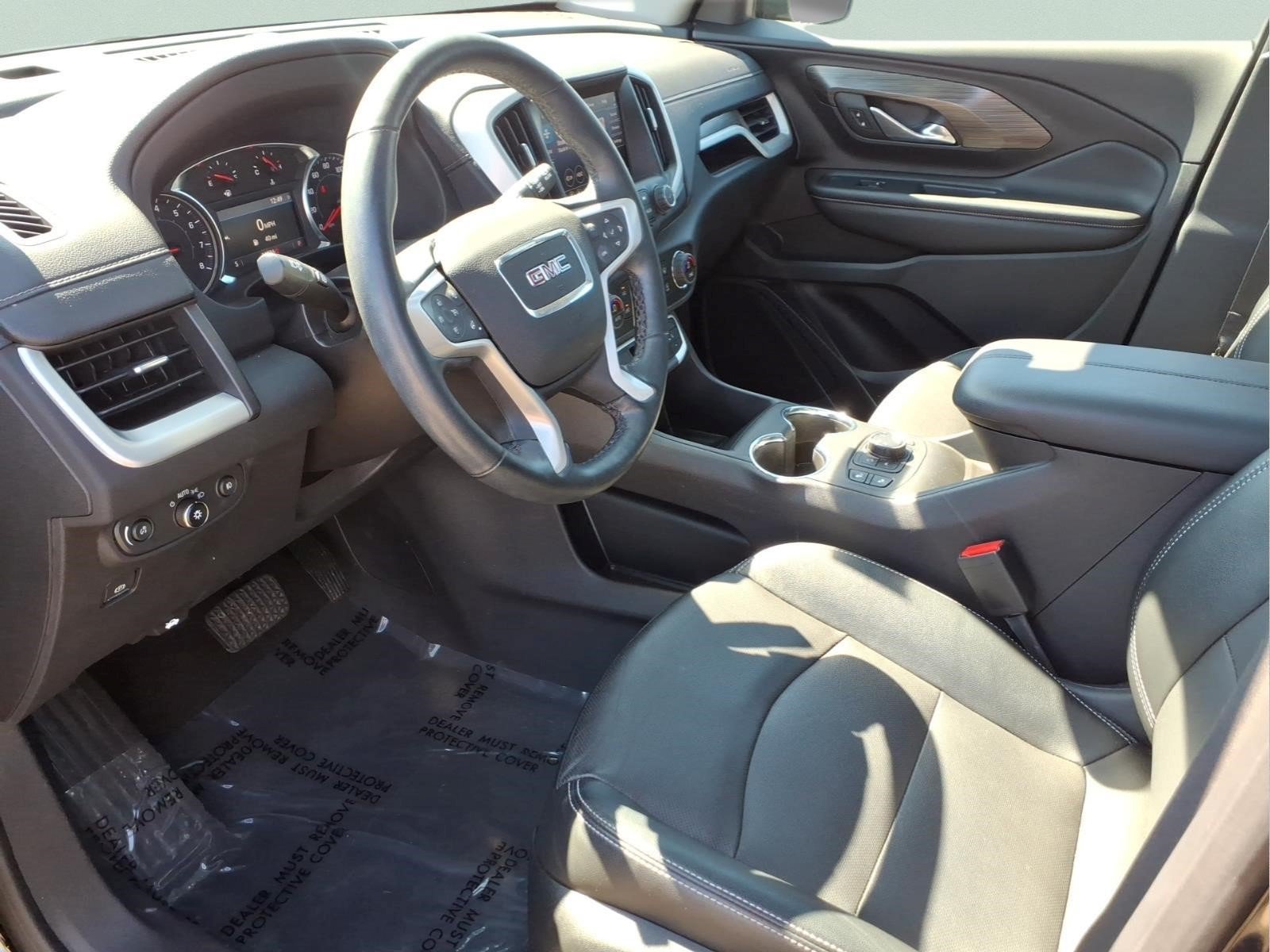 Used 2023 GMC Terrain SLT AWD/4WD image 12