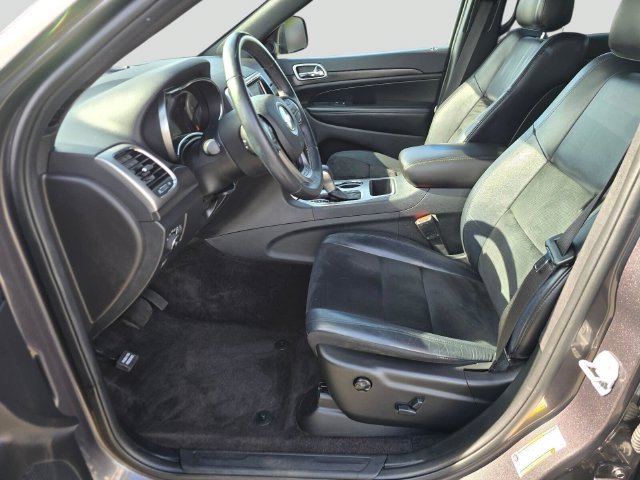 Used 2018 Jeep Grand Cherokee Altitude AWD/4WD image 22