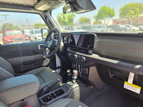 New 2026 Jeep Gladiator Mojave AWD/4WD image 26