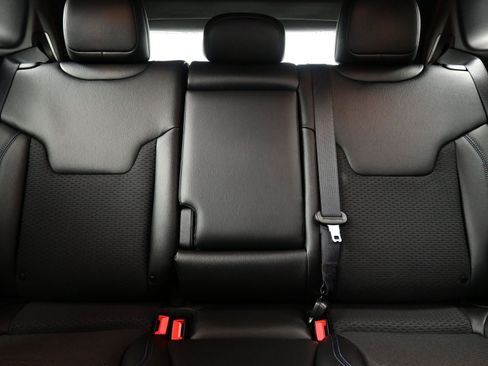 New 2026 Jeep Compass Latitude AWD/4WD image 13