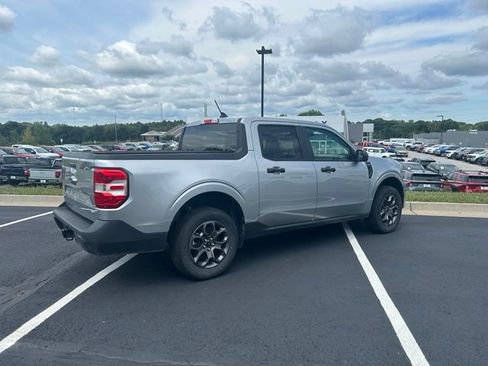 Certified 2022 Ford Maverick XLT w/ Equipment Group 300A Standard AWD/4WD image 8
