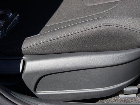 New 2026 Hyundai Elantra Blue image 15