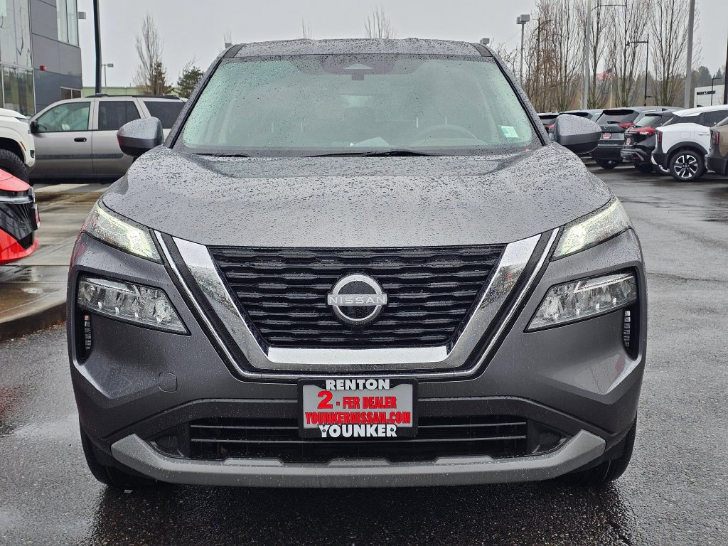 Used 2023 Nissan Rogue SV AWD/4WD image 2