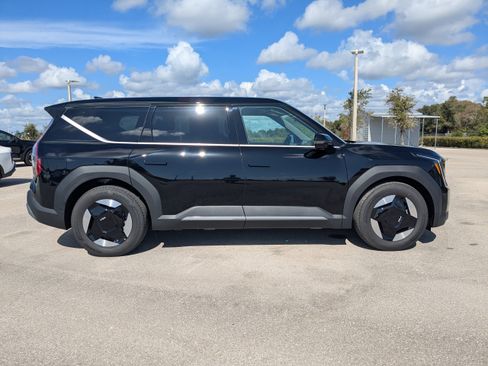New 2026 Kia EV9 Light image 35