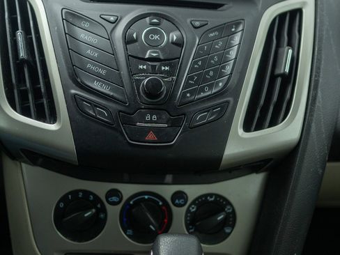 Used 2013 Ford Focus SE image 5