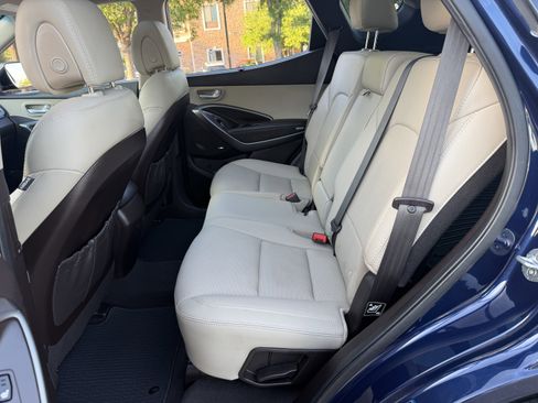 Used 2017 Hyundai Santa Fe Sport w/ 2.4L Tech Package 04 FWD image 18