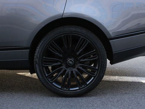 Used 2021 Land Rover Range Rover Westminster Edition image 10