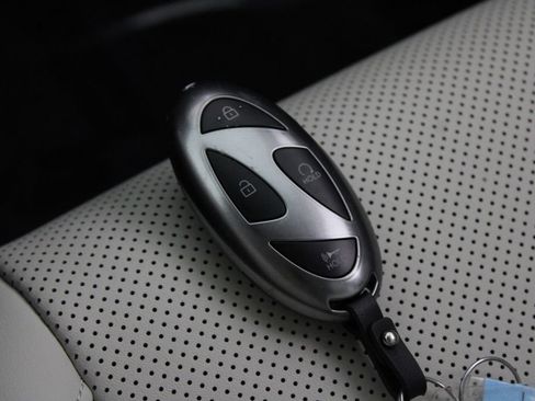 Certified 2026 Hyundai Santa Fe SEL FWD image 30