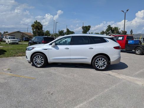 Used 2020 Buick Enclave Premium w/ Surround and Sites Package FWD image 9