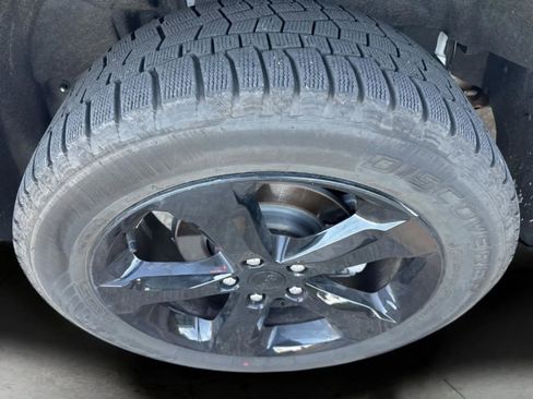 Used 2024 Jeep Grand Cherokee Limited w/ Black Appearance Package image 30