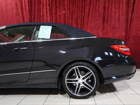 Used 2012 Mercedes-Benz E 550 Cabriolet image 7