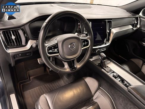 Used 2021 Volvo S60 T6 R-Design image 10