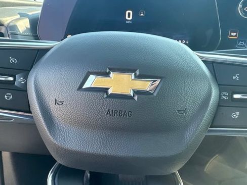 Used 2026 Chevrolet Traverse High Country AWD/4WD image 16