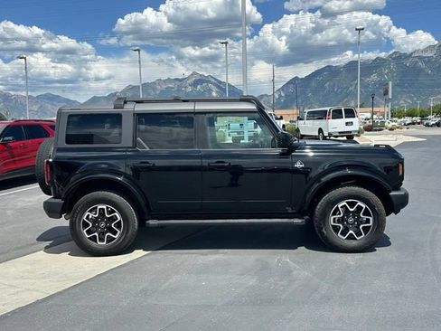 Used 2022 Ford Bronco Outer Banks AWD/4WD image 8