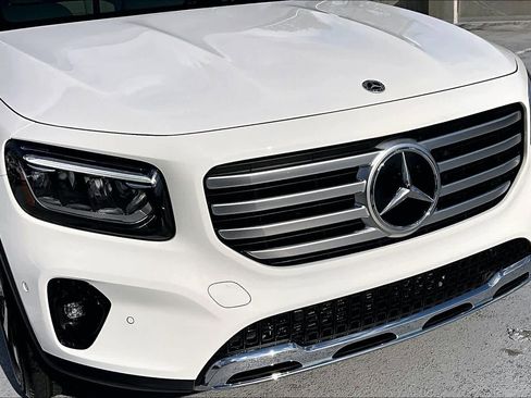 Used 2025 Mercedes-Benz GLB 250 GLB 250 image 29