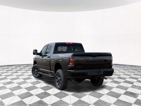 New 2026 RAM 3500 Big Horn AWD/4WD image 5