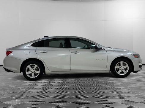 Used 2022 Chevrolet Malibu LS w/ Driver Confidence Package II FWD image 6