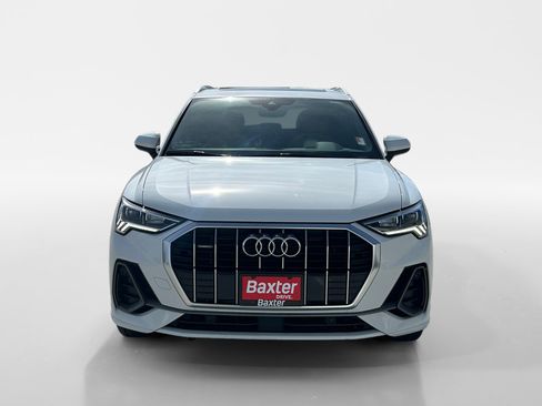 Used 2021 Audi Q3 2.0T Premium Plus w/ Premium Plus Package AWD/4WD image 18