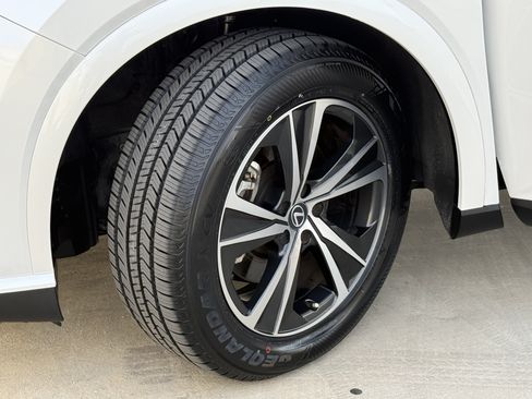 Certified 2024 Lexus RX 350 Premium w/ Convenience Package FWD image 15