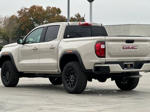 New 2026 GMC Canyon Elevation image 4