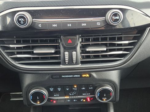 Used 2023 Ford Escape ST-Line Select image 14