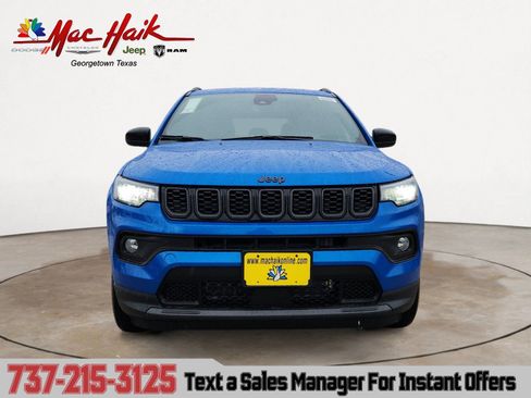 New 2026 Jeep Compass Latitude image 8