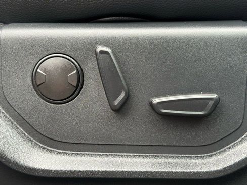 Used 2022 Ford F250 Lariat image 23