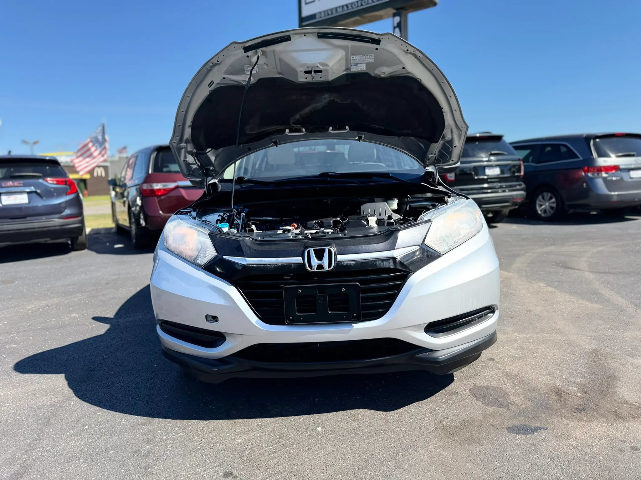 Used 2016 Honda HR-V LX image 10