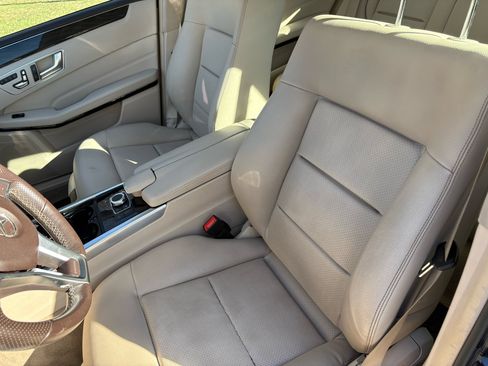 Used 2016 Mercedes-Benz E 350 E350 Sport 4MATIC Sedan image 14