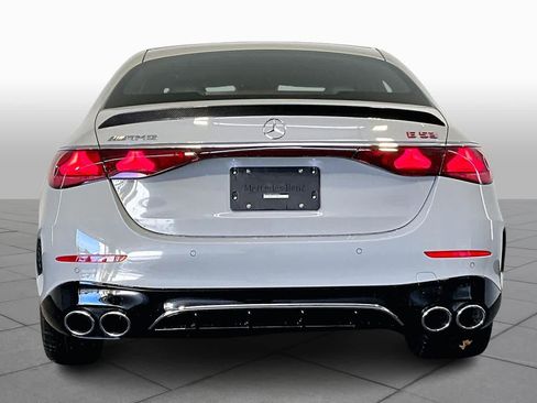 New 2026 Mercedes-Benz E 53 AMG e 4MATIC Sedan image 4
