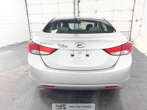 Used 2013 Hyundai Elantra GLS FWD image 6