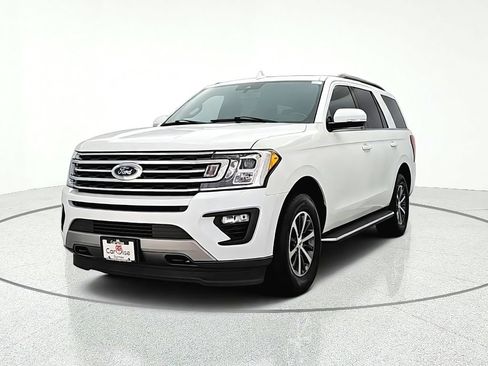 Used 2021 Ford Expedition XLT AWD/4WD image 2