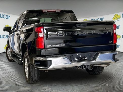 Used 2023 Chevrolet Silverado 1500 LT AWD/4WD image 4