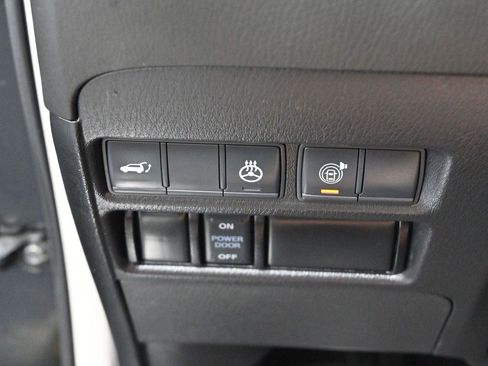 Used 2022 INFINITI QX80 Luxe w/ All-Season Package AWD/4WD image 28