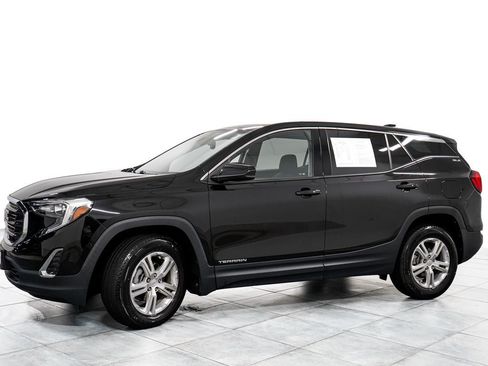 Used 2020 GMC Terrain SLE FWD image 4